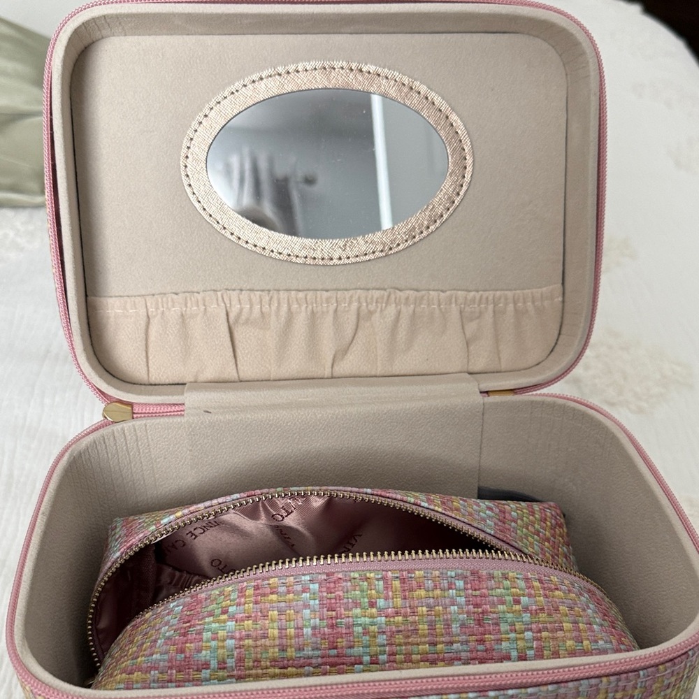 Vince Camuto Pastel Multicolor Tweed Travel Cosmetic Case